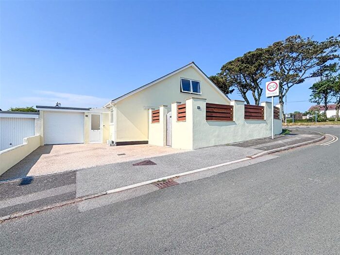 5 Bedroom Detached Bungalow For Sale In Bungalow With Flexible Living, Porthleven, TR13