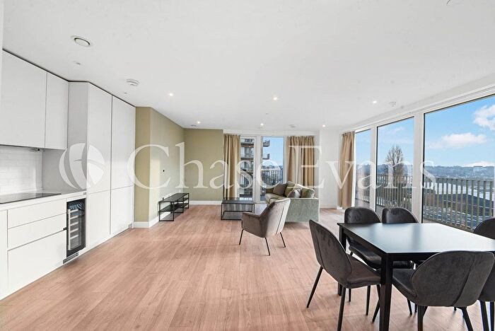 3 Bedroom Flat To Rent In Grand Union, Beresford Avenue, Wembley, HA0