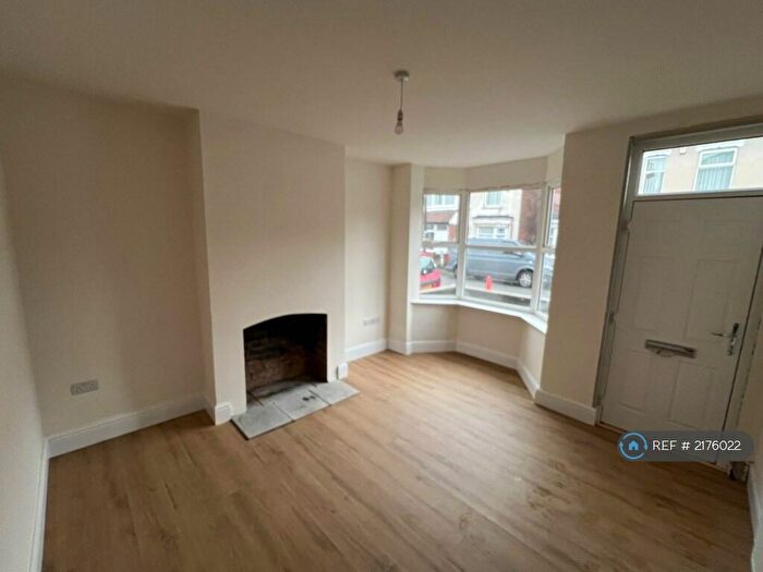 3 Bedroom Semi-Detached House To Rent In Lawrence Street, Long Eaton, Nottingham, NG10