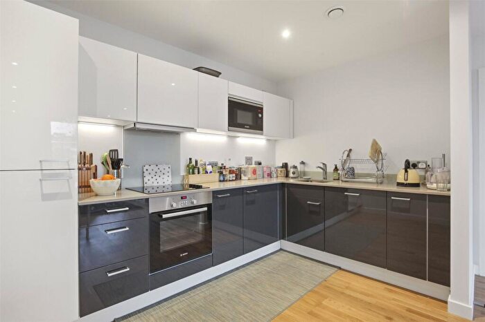 2 Bedroom Flat To Rent In Tinderbox House, Octavius Street, Deptford, London, SE8