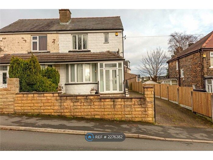 3 Bedroom Semi-Detached House To Rent In Lynton Drive, Bradford, BD9