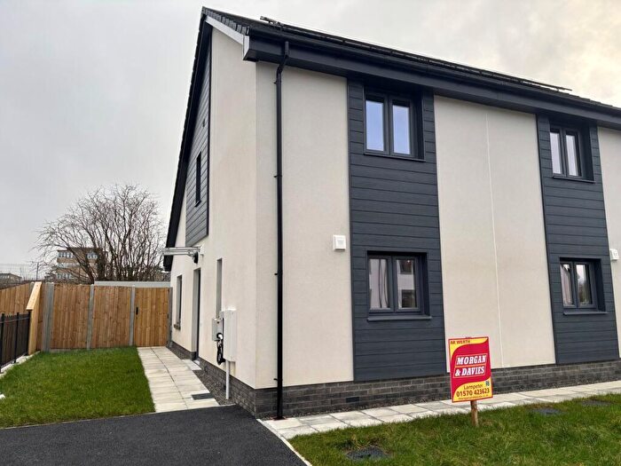 1 Bedroom Semi-Detached House For Sale In Heol Fferm Fila, Crymych, SA41