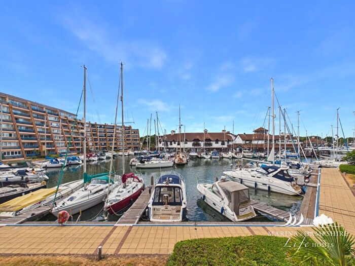 3 Bedroom Apartment For Sale In Oyster Quay, Port Solent, PO6