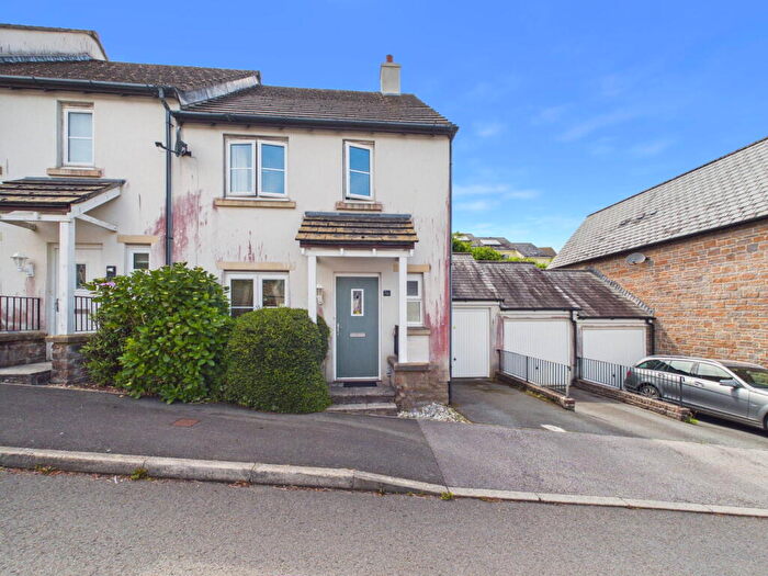 3 Bedroom End Of Terrace House For Sale In Catchfrench Crescent, Liskeard (Reference ), PM05