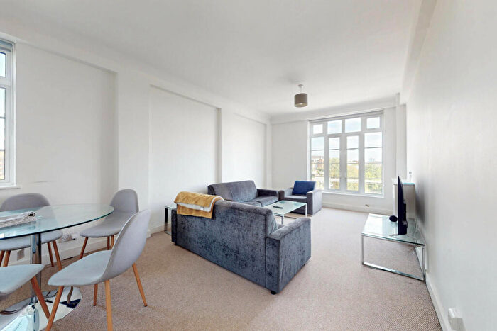 2 Bedroom Apartment To Rent In Grove End Gardens, Grove End Road, St Johns Wood, London, NW8