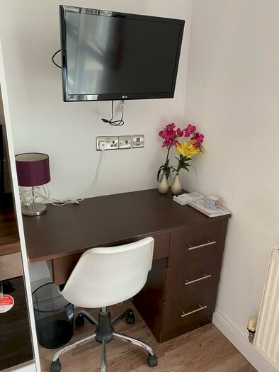 1 Bedroom Apartment To Rent In (Studio) Helmdon Road, Leicester, LE2