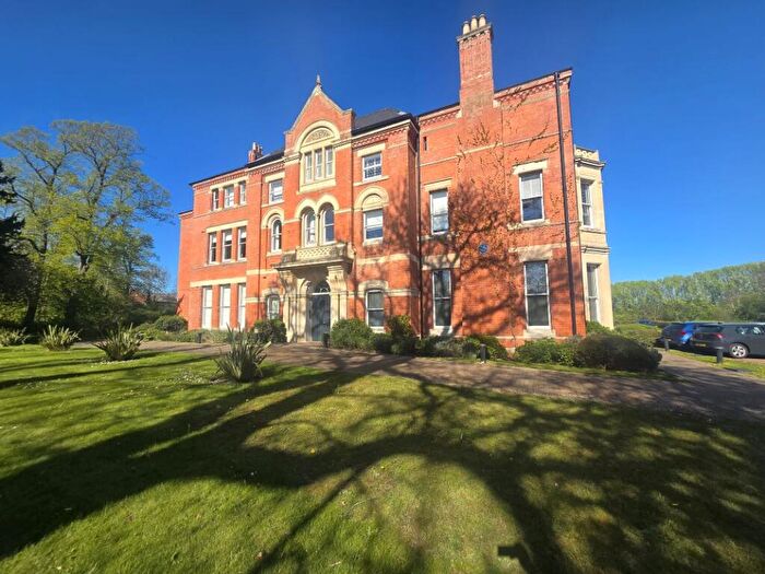 2 Bedroom Flat For Sale In The Grange, Gwendolyn Drive, Coventry, West Midlands, CV3