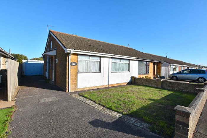2 Bedroom Semi-Detached Bungalow For Sale In Laurel Avenue, St. Marys Bay, Romney Marsh, TN29