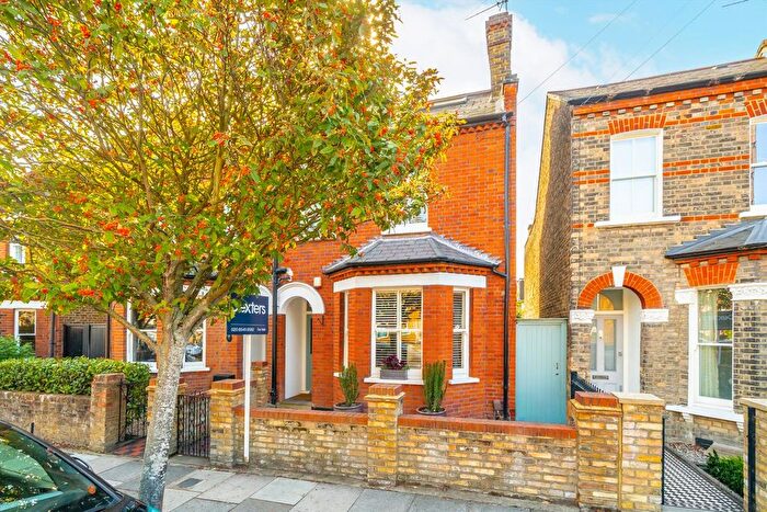 4 Bedroom Semi-Detached House For Sale In Effra Road, Wimbledon, SW19