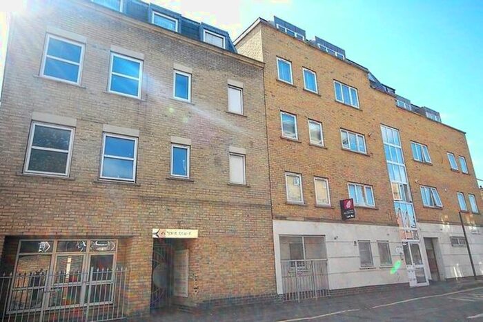 1 Bedroom Flat To Rent In Hendre Road, London, SE1