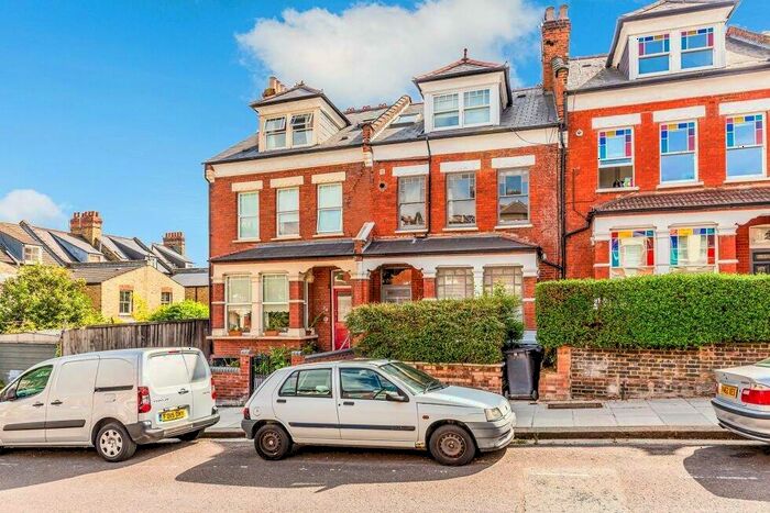 2 Bedroom Flat To Rent In Glebe Road, Hornsey/Crouch End, N8
