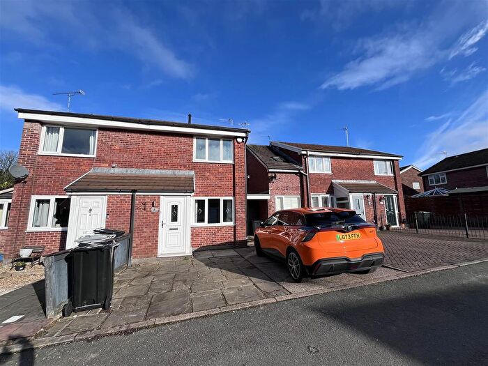 2 Bedroom Semi-Detached House To Rent In Treen Close, Macclesfield, SK10