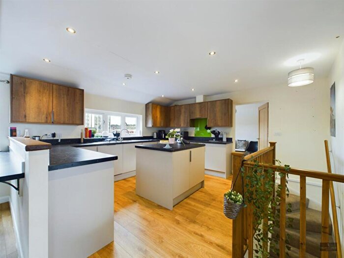 2 Bedroom Semi Detached House To Rent In Bartholomew Street West, Exeter, EX4