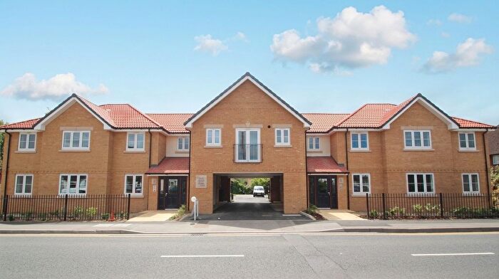 2 Bedroom Flat To Rent In Pield Heath Road, Prince Albert Court, UB8