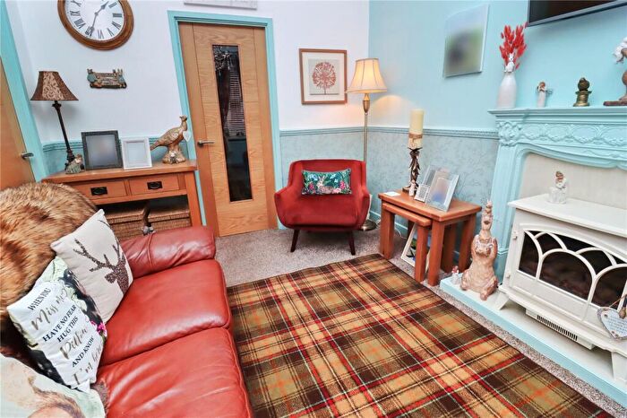 2 Bedroom Flat For Sale In Cleveland Road, Sunderland, Tyne And Wear, SR4