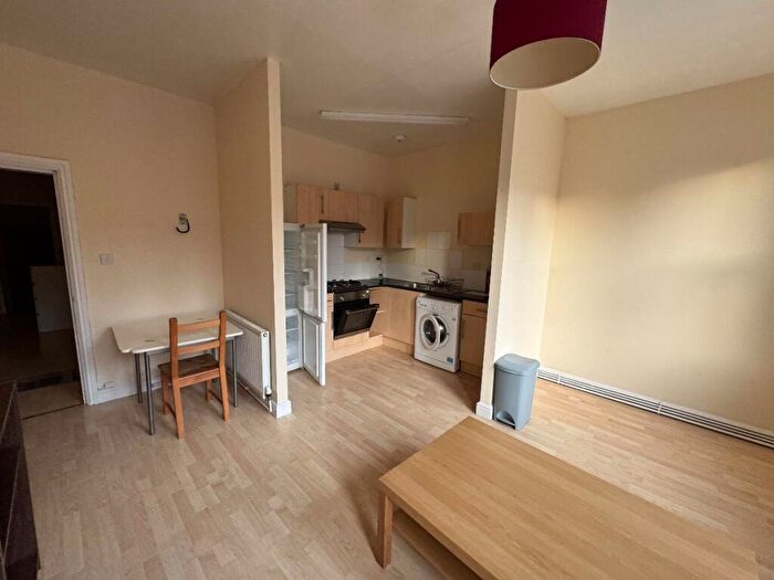 1 Bedroom Flat To Rent In Wilbraham Road, Chorlton, M21