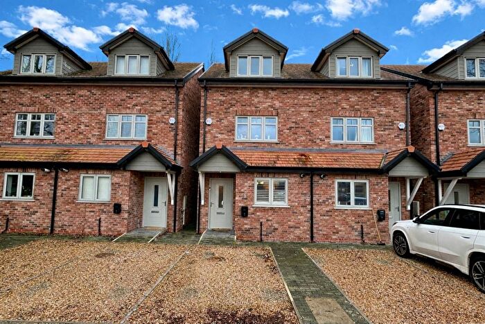 4 Bedroom Semi-Detached House For Sale In Beechwood Gardens, Heald Green, Cheadle, SK8
