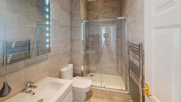 1 Bedroom Flat To Rent In Apartment C Beedham House, Derby Road, Nottingham, Nottinghamshire, NG7