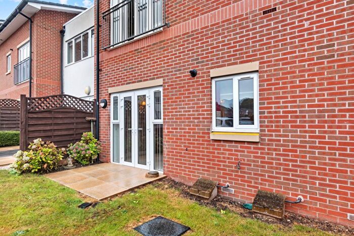 1 Bedroom Flat For Sale In Apartment, Eastbank Court, Eastbank Drive, Worcester., WR3