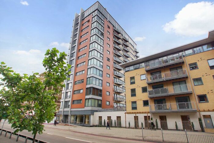 1 Bedroom Flat To Rent In Eastern Avenue, Gants Hill -Ilford, IG2