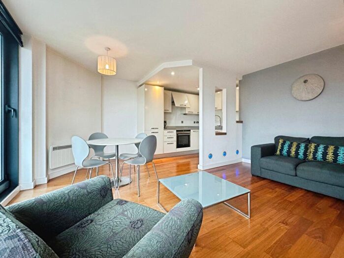 1 Bedroom Flat To Rent In Skyline, St. Peters Street, Leeds, West Yorkshire, LS9