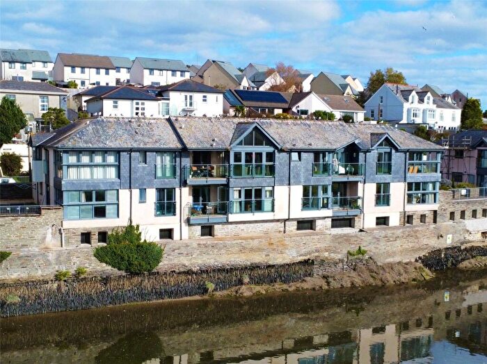 2 Bedroom Apartment For Sale In Egloshayle Road, Wadebridge, Cornwall, PL27