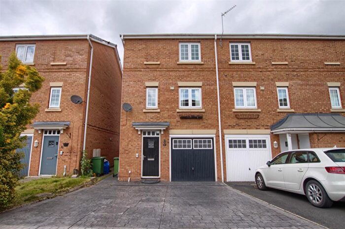 3 Bedroom End Of Terrace House To Rent In Hilden Park, Ingleby Barwick, TS17