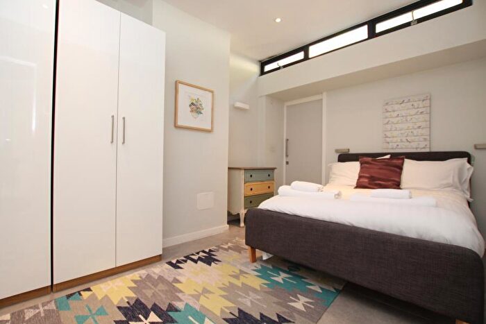 2 Bedroom Apartment To Rent In Westfield Place - Clifton Village, BS8
