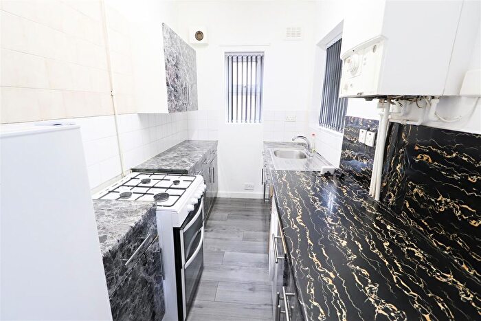 2 Bedroom Terraced House To Rent In Cromwell Street, Foleshill, Coventry, CV6