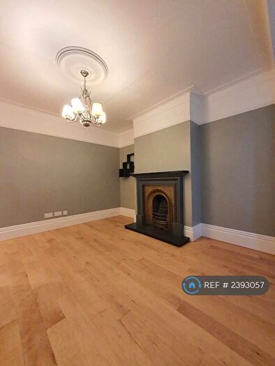 3 Bedroom End Of Terrace House To Rent In Hadleigh Road, London, N9