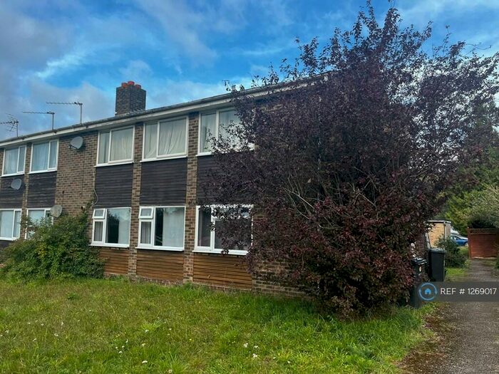 2 Bedroom Flat To Rent In Chandlers Ford, Chandler's Ford, Eastleigh, SO53