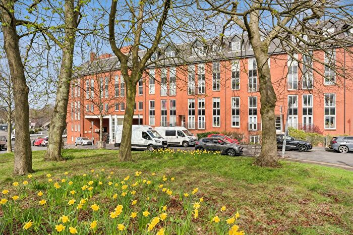 2 Bedroom Flat For Sale In Randolph Gate, Flat /, Broomhill, Glasgow, G11