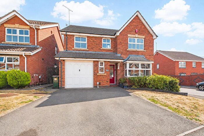 4 Bedroom Detached House For Sale In Lomsey Close, Tile Hill, Coventry, CV4