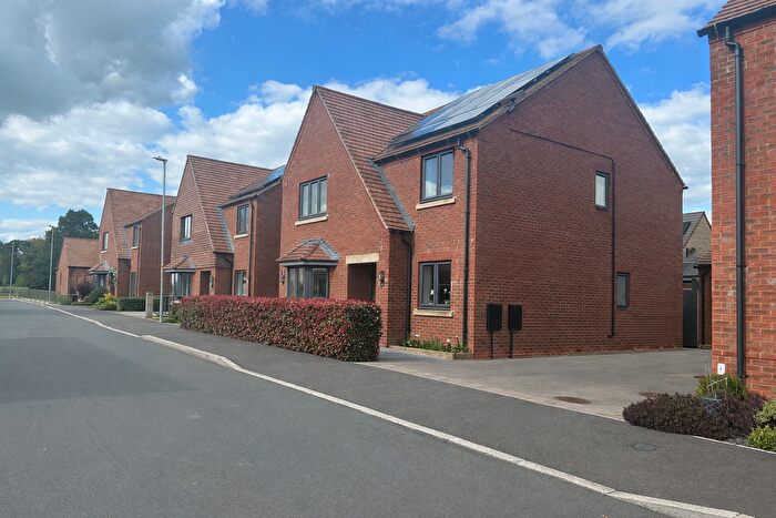 4 Bedroom Detached House For Sale In Ashanti Way, Blunsdon, Swindon, SN26