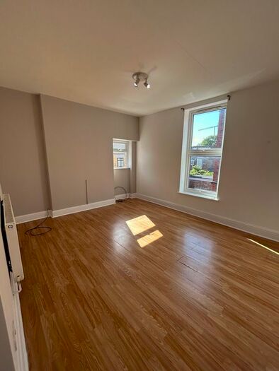 2 Bedroom Flat To Rent In Fletcher Drive, Garston, Liverpool, L19