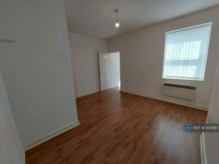 Studio To Rent In Mossley Hill, Liverpool, L18