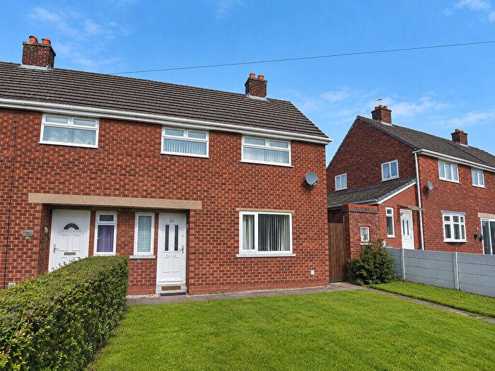 3 Bedroom Semi Detached House For Sale In Queensway, Winsford, CW7