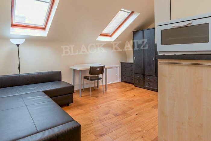 Flat To Rent In Chapel Market, N1