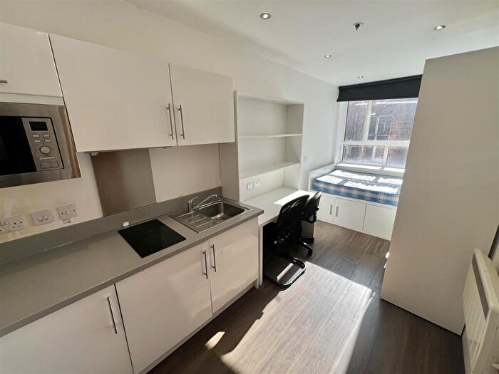 Flat To Rent In Market Place, City Centre, Sheffield, S1