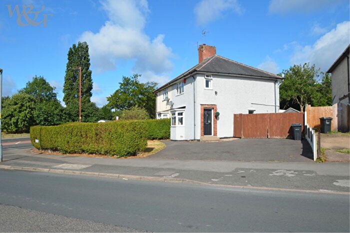 3 Bedroom Semi-Detached House For Sale In Dovedale Road, Birmingham, B23