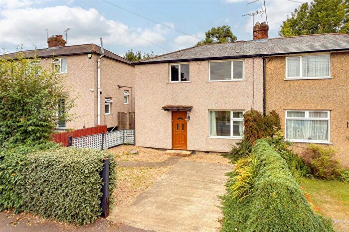3 Bedroom Semi-Detached House For Sale In Marshall Avenue, St. Albans, Hertfordshire, AL3
