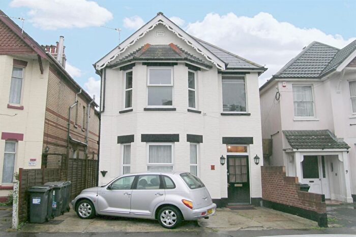 8 Bedroom Detached House For Sale In Bournemouth, BH5