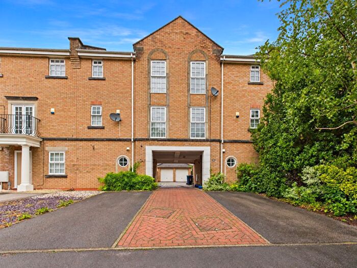 3 Bedroom Town House For Sale In Holland House Road, Walton Le Dale, PR5