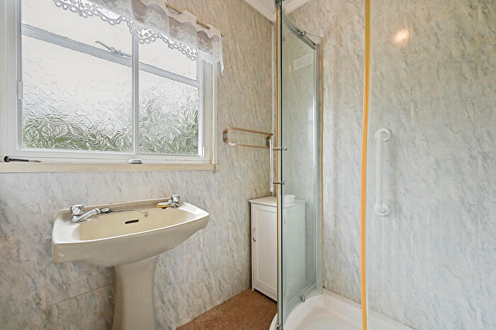 2 Bedroom End Of Terrace House For Sale In Carmelite Close, Harrow, HA3
