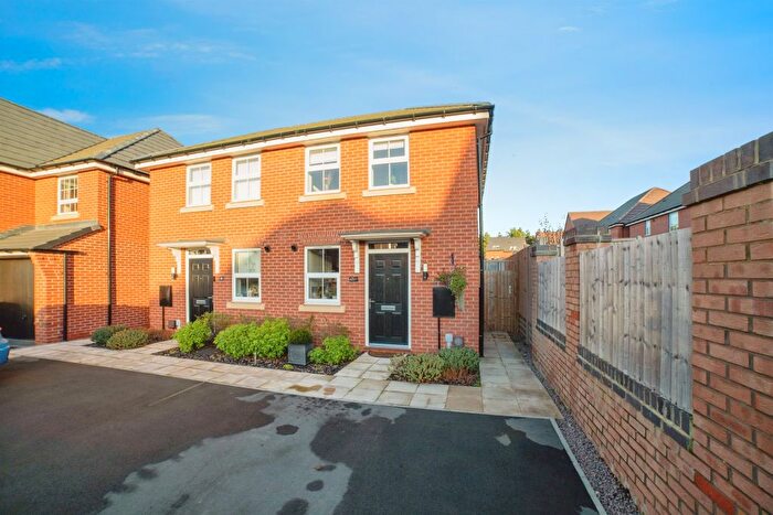 2 Bedroom Semi Detached House For Sale In Overman Drive, Edwinstowe, Mansfield, NG21