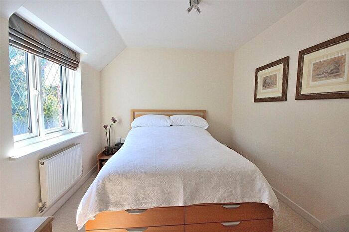 2 Bedroom Detached House For Sale In The Furlong, Oakley, Bedford, Bedfordshire, MK43