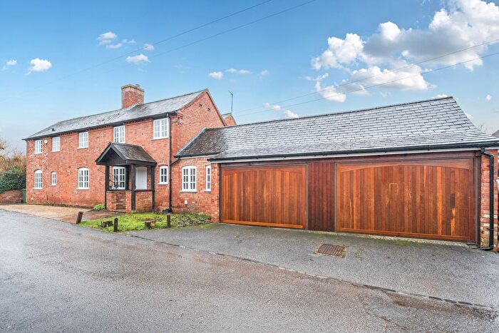 4 Bedroom Detached House For Sale In Righ House, Moreton Morrell, CV35