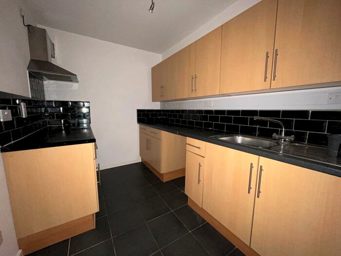 1 Bedroom Flat To Rent In Town Square, Syston, Leicester, LE7
