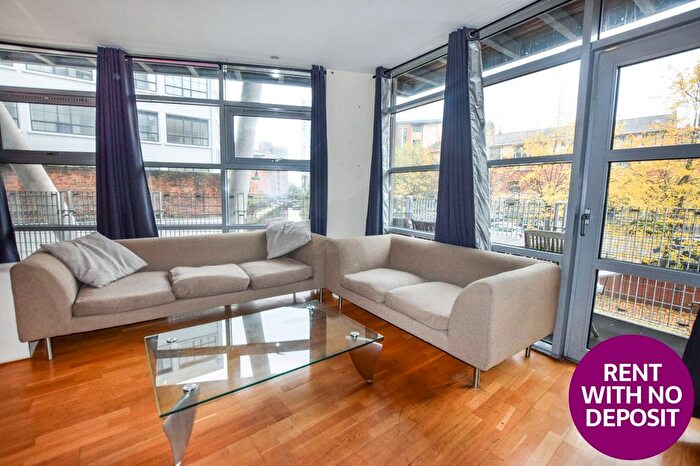 3 Bedroom Flat To Rent In The Lock Building, Whitworth Street West, Southern Gateway, Manchester, M1