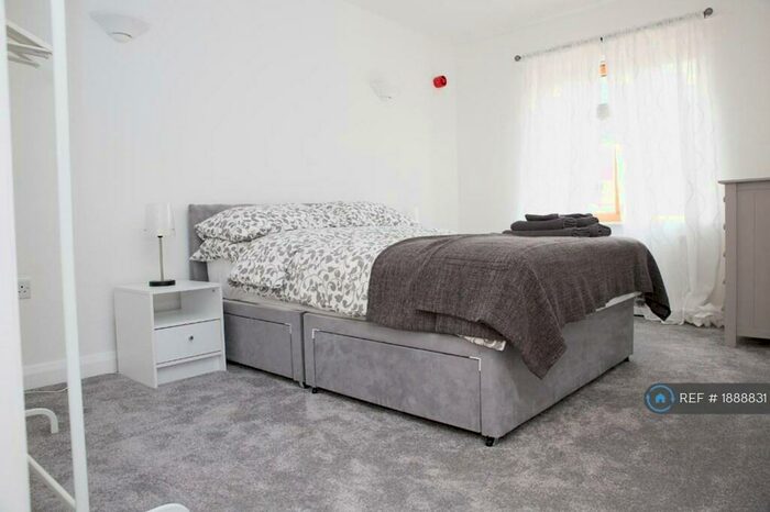 2 Bedroom Flat To Rent In Nottingham Road, Loughborough, LE11